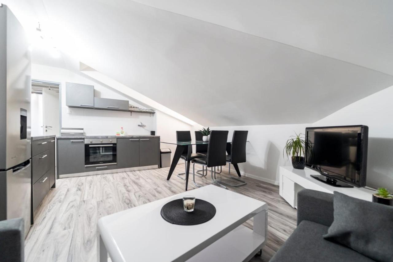 City Center Mayess Aparment Zadar Exterior photo