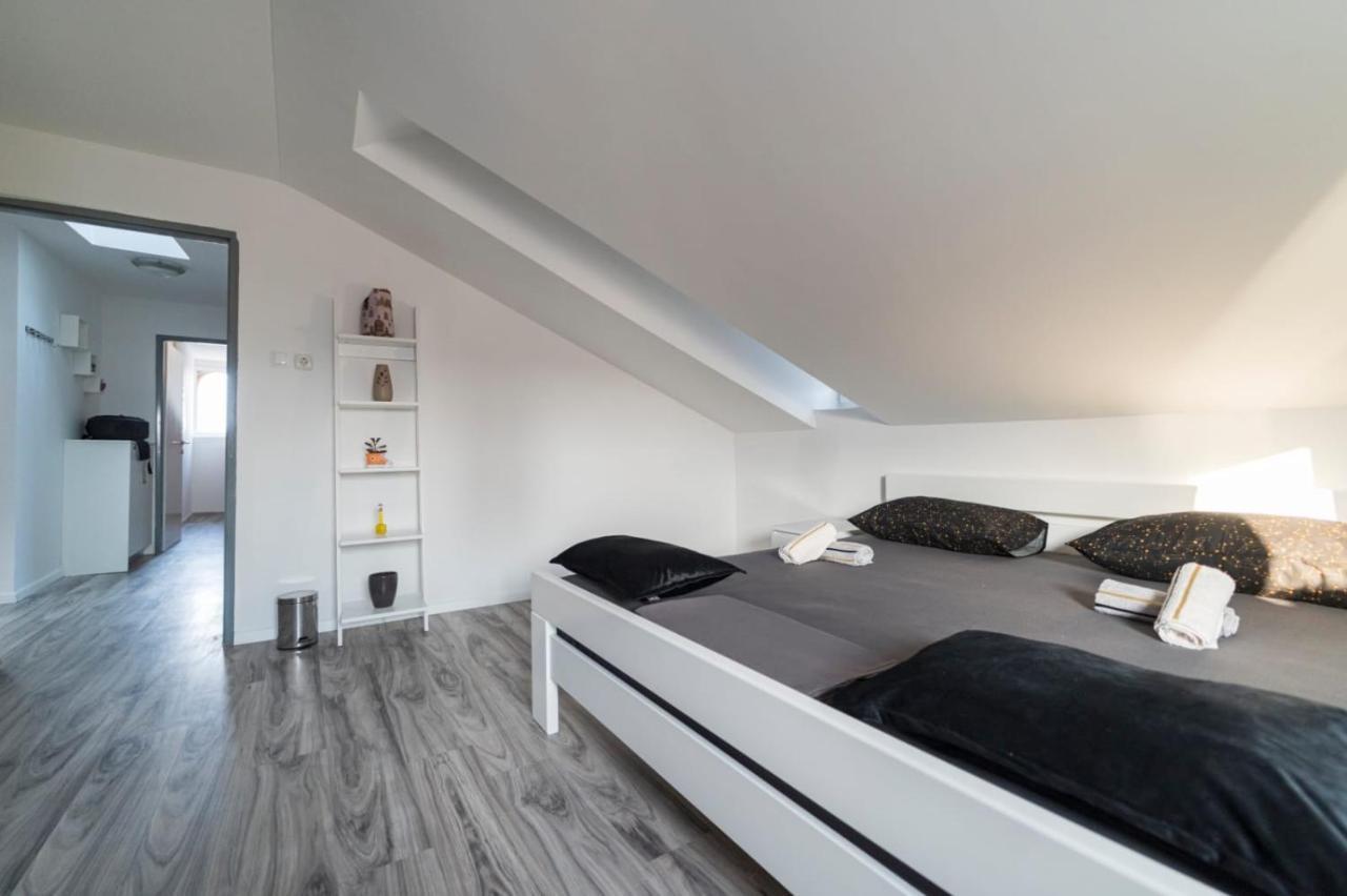 City Center Mayess Aparment Zadar Exterior photo